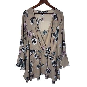 Torrid Floral Beige Faux Wrap Blouse Size 3x Bell Sleeves